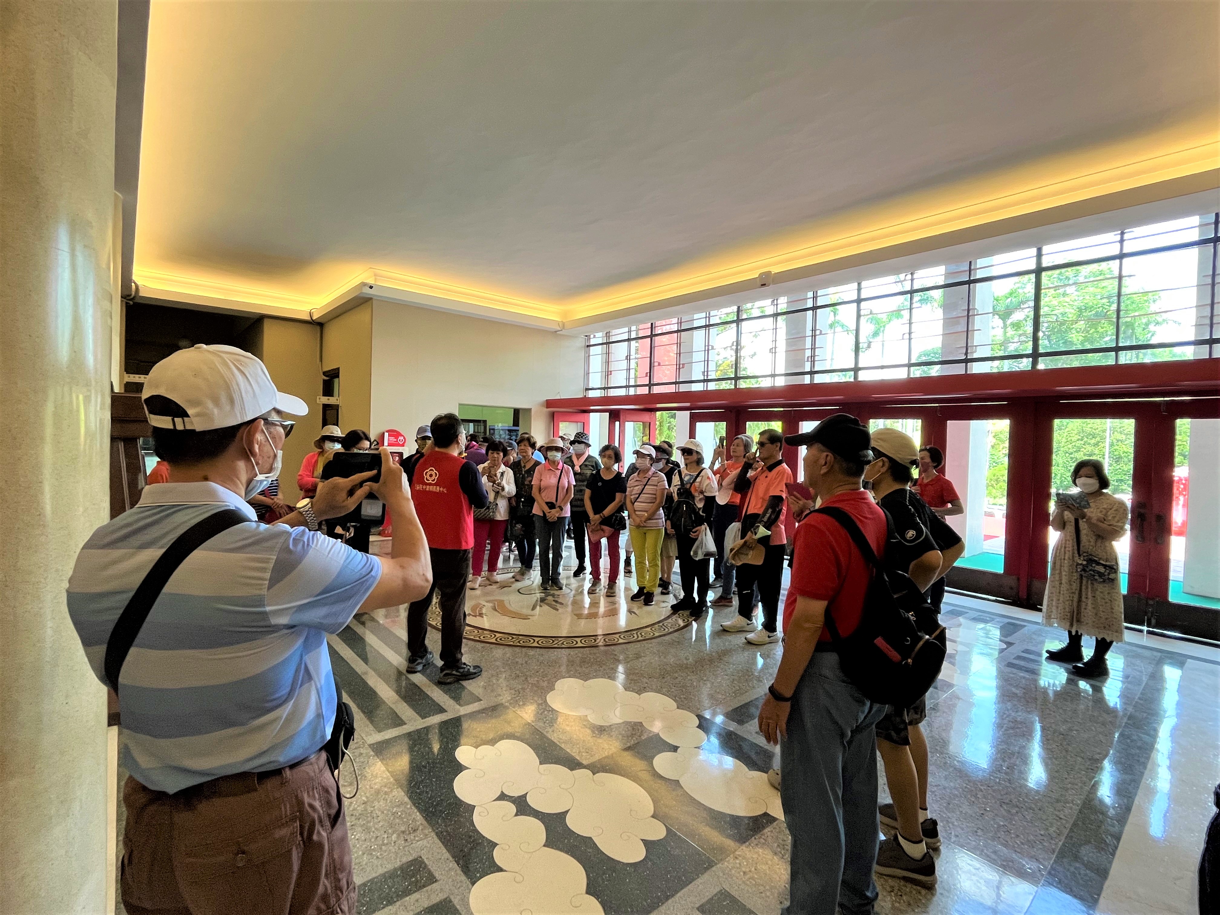 聆聽地面龍紋圖飾歷史風華