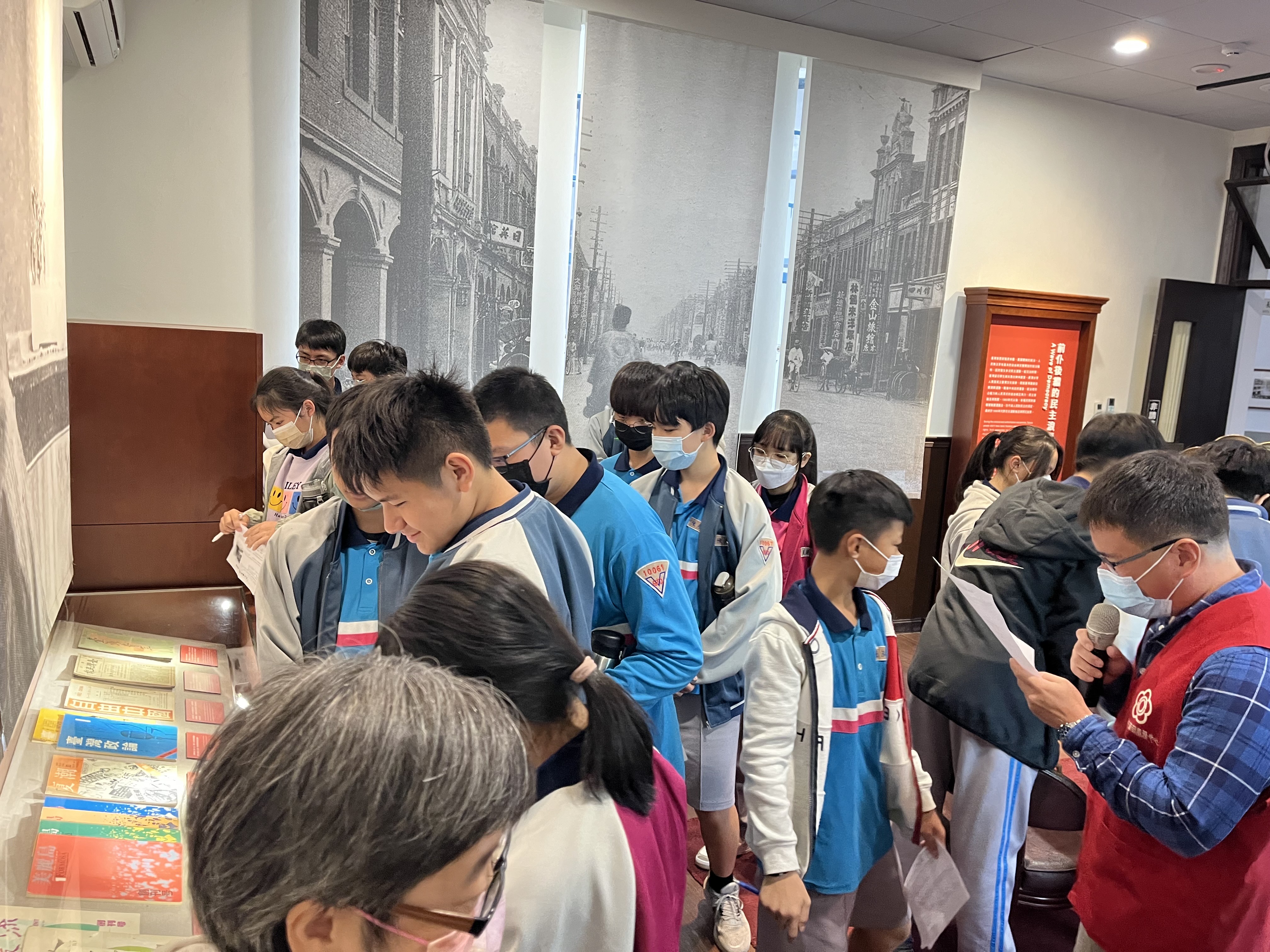 民主浪潮展間了解近代重要民主事件
