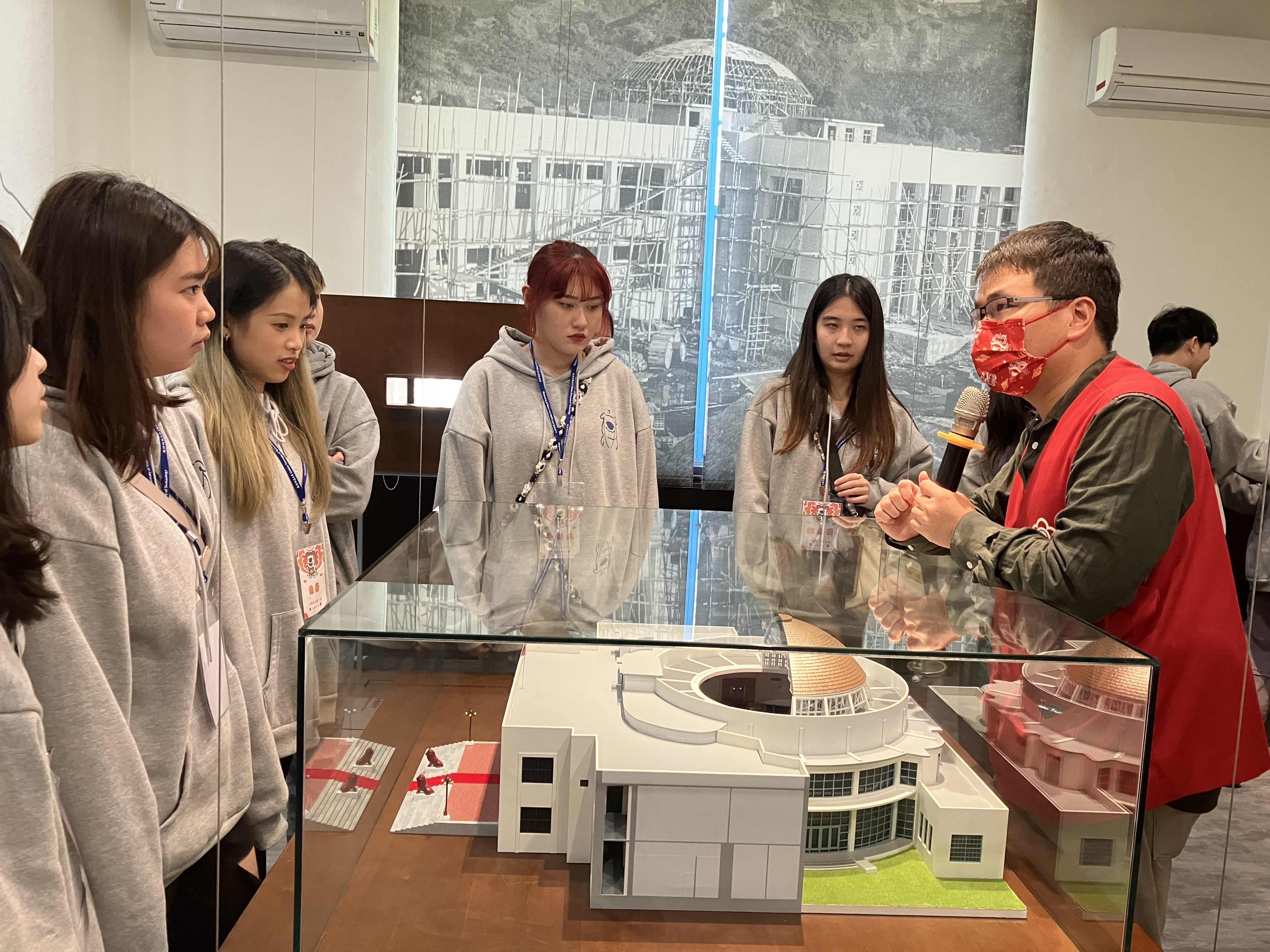 民主之鄉-霧峰林家與省議會