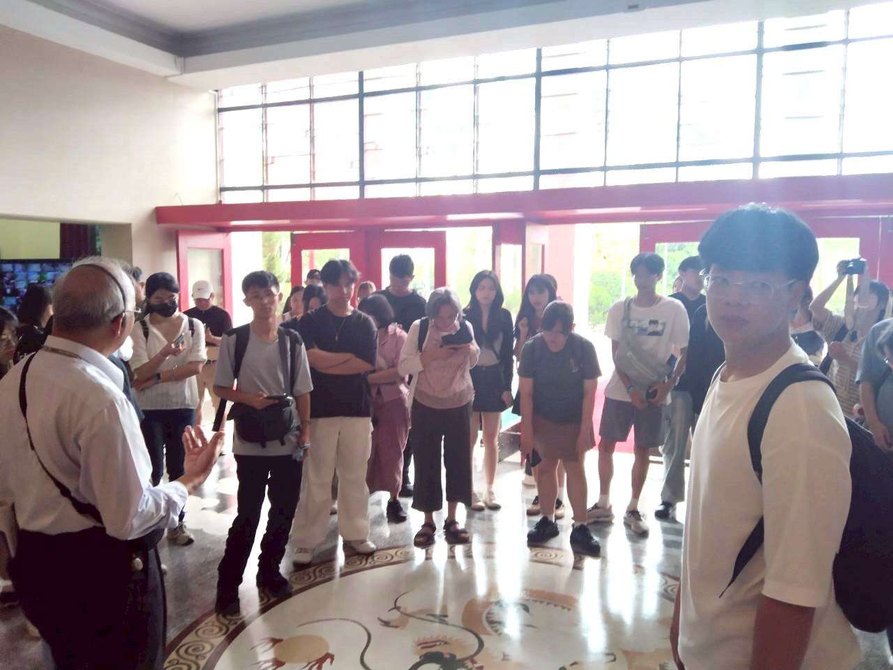 解說龍紋圖釋設計
