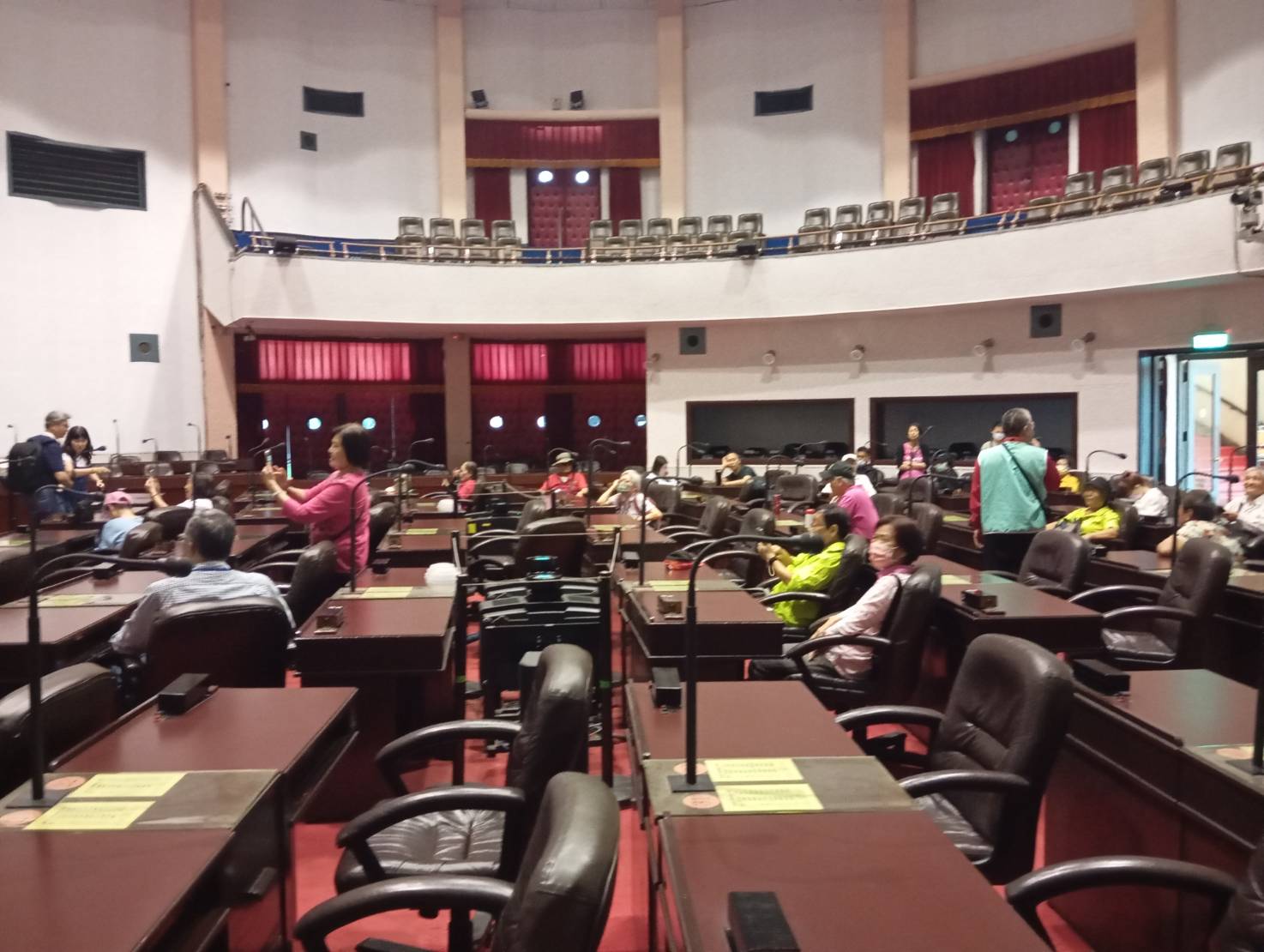 聆聽議事堂歷史