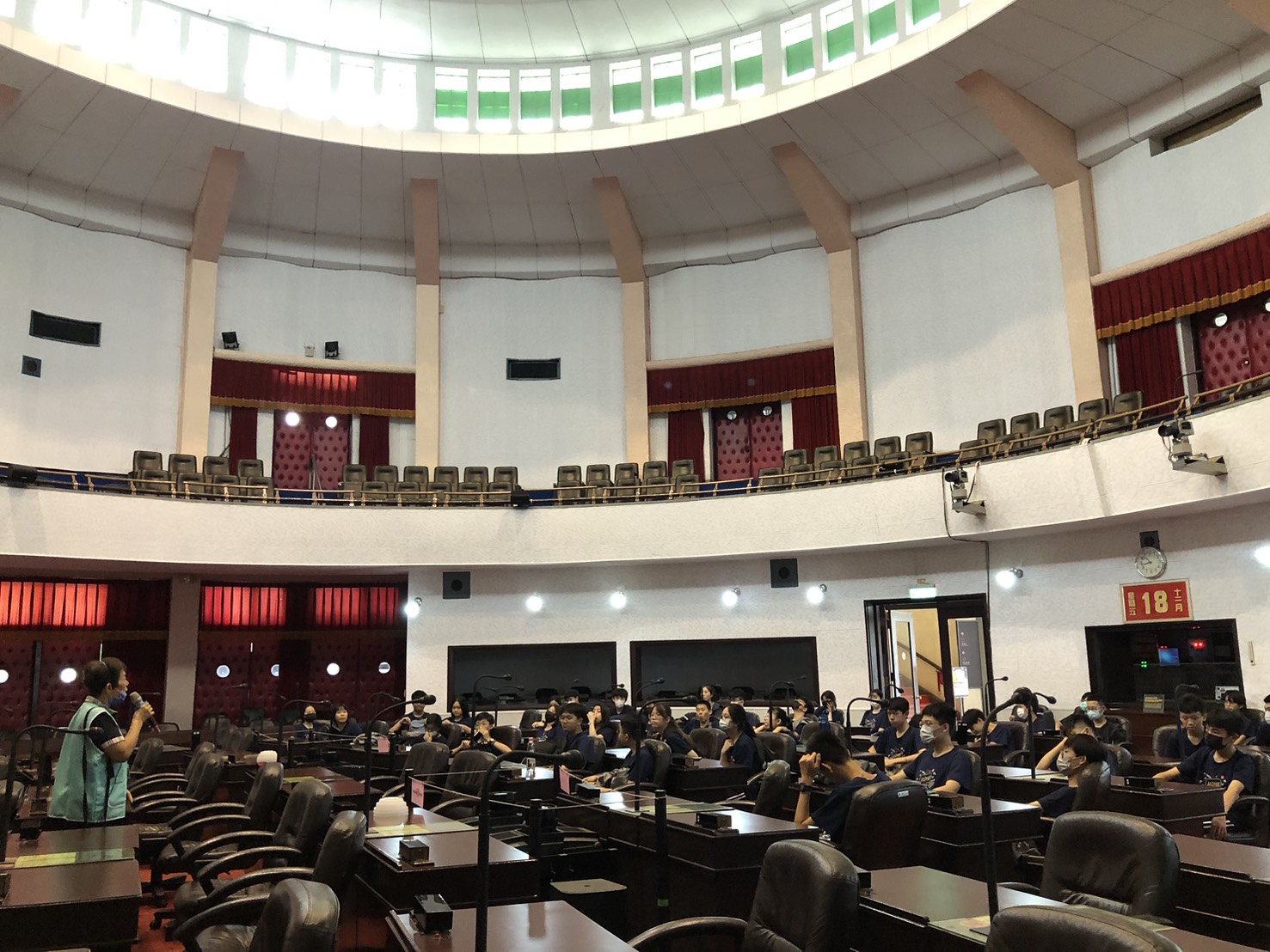 介紹議事堂歷史及設備