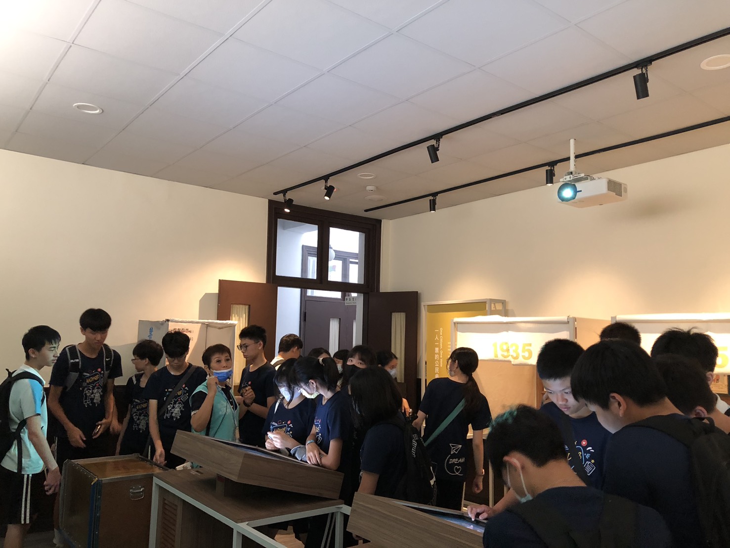 體驗民主參與展間互動裝置