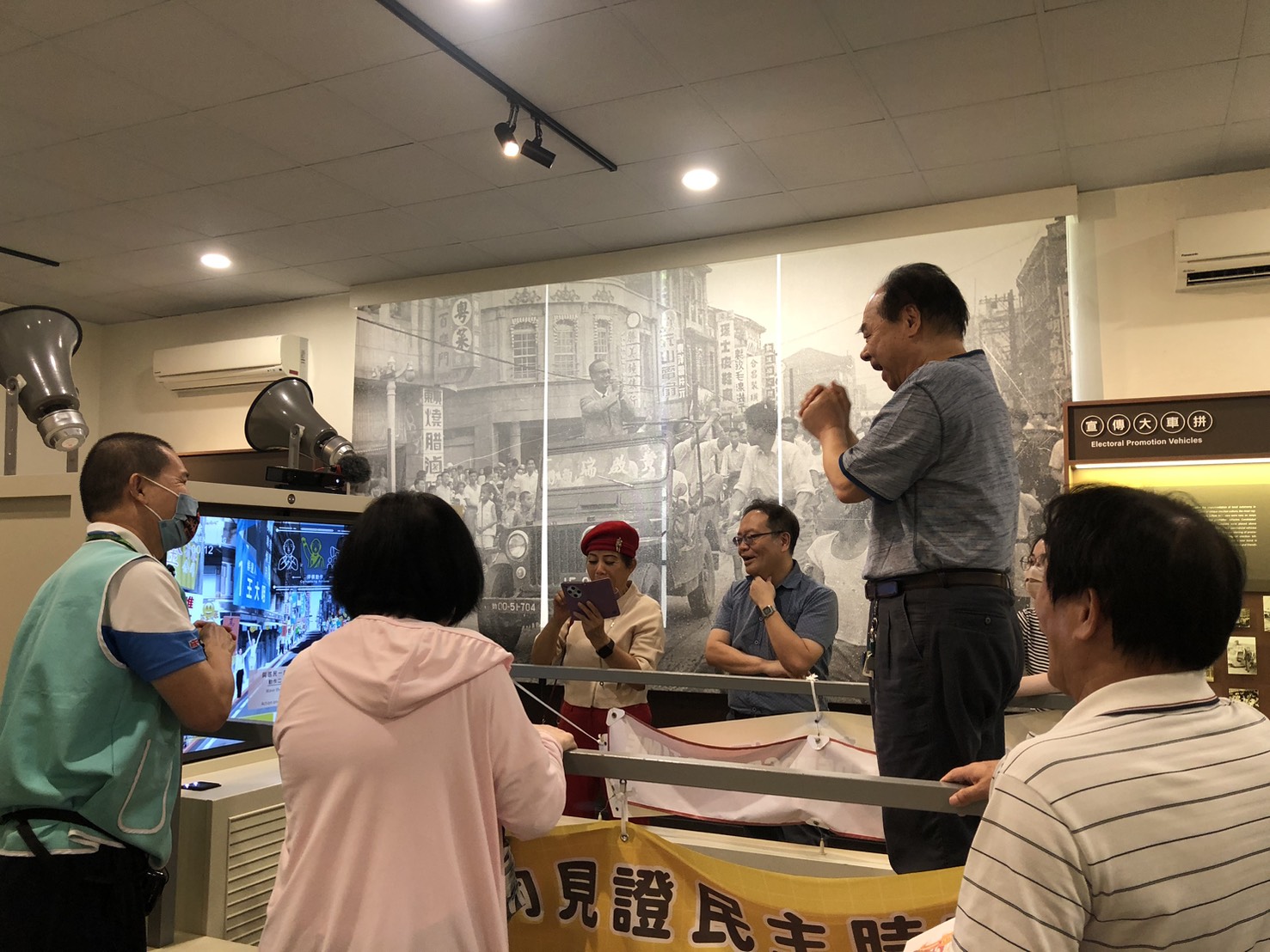 體驗競選擂臺展間之選舉戰車-1
