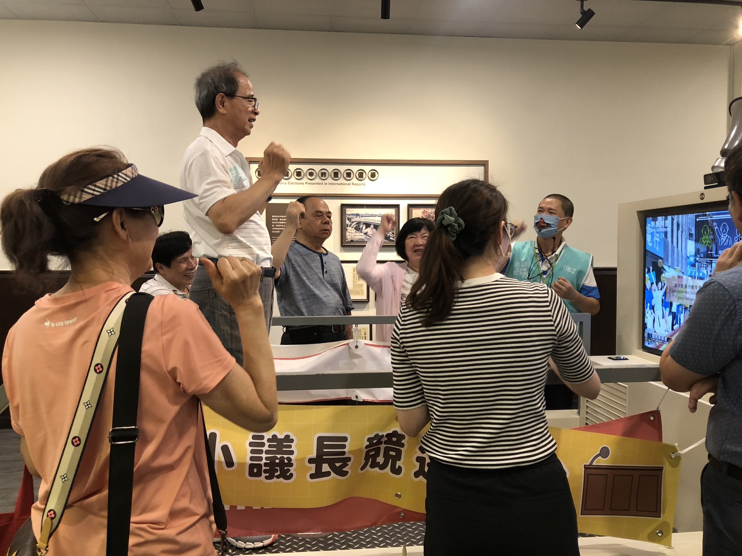 體驗競選擂臺展間之選舉戰車-2