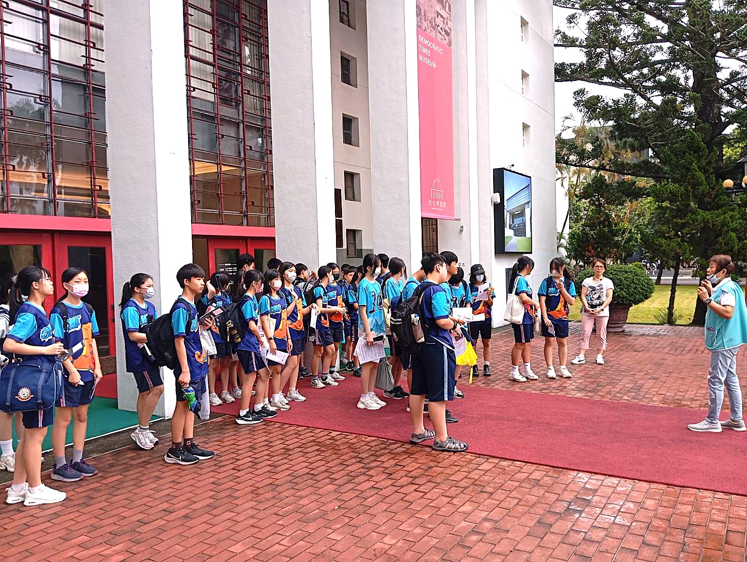 介紹民主時刻館歷史及環境