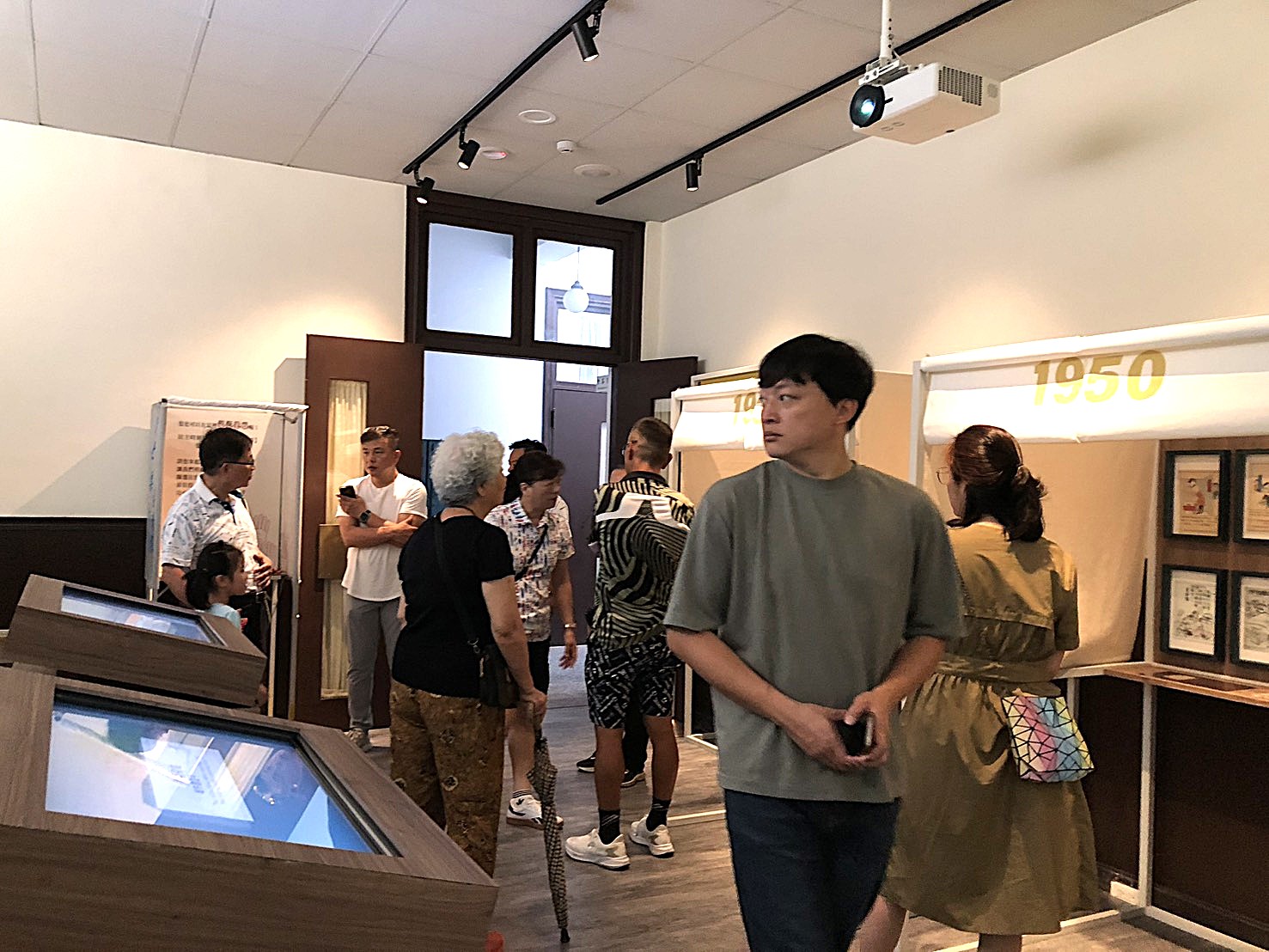 認識民主參與展間互動裝置