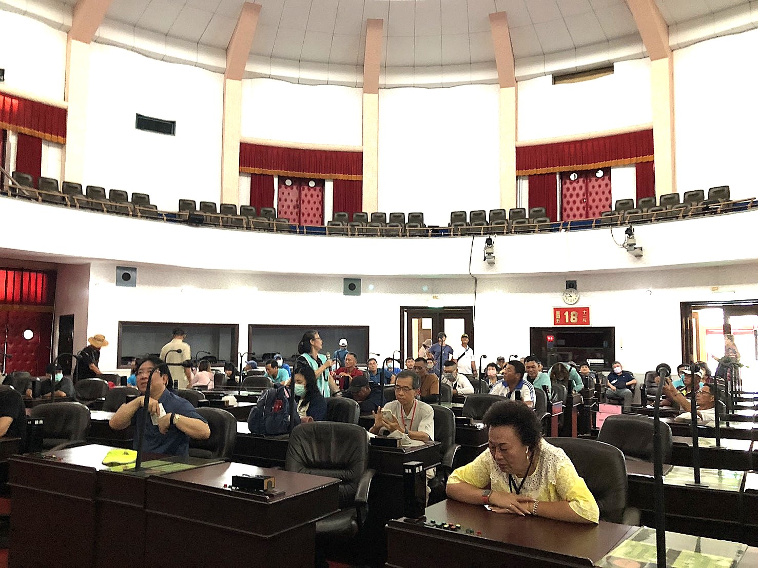議事堂內體驗歷史古蹟