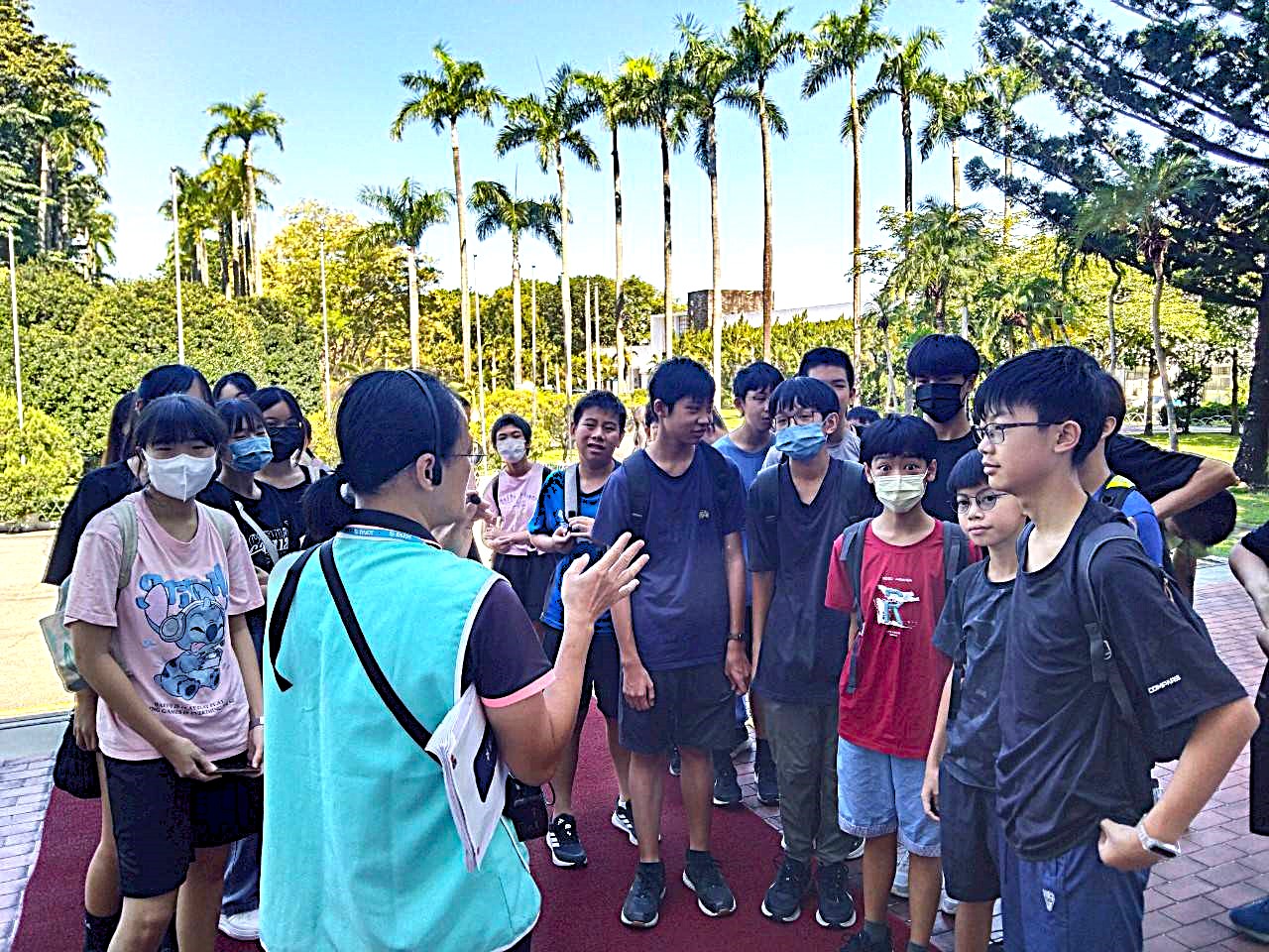 介紹民主時刻館環境及設施