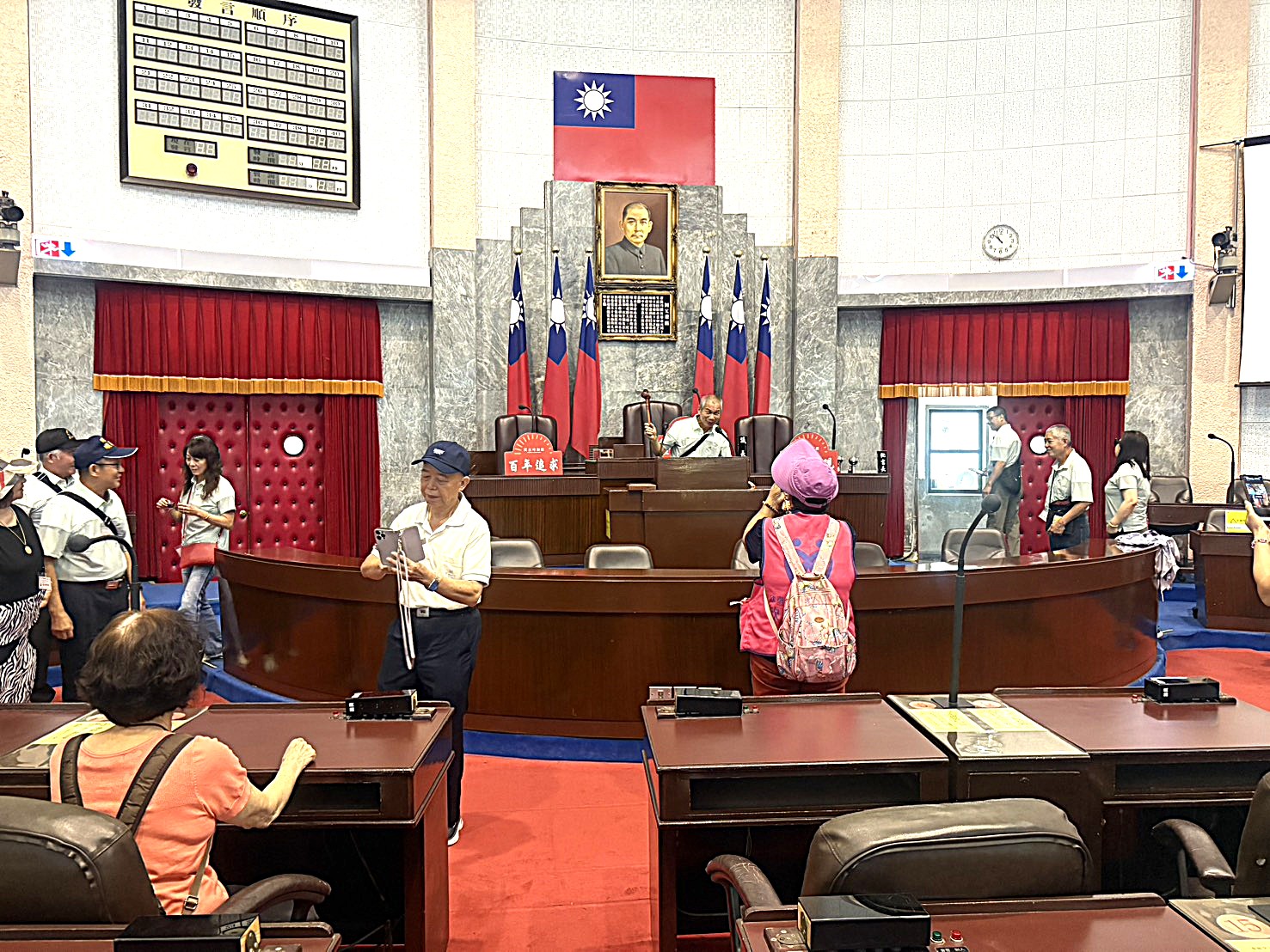 體驗議事堂主席台