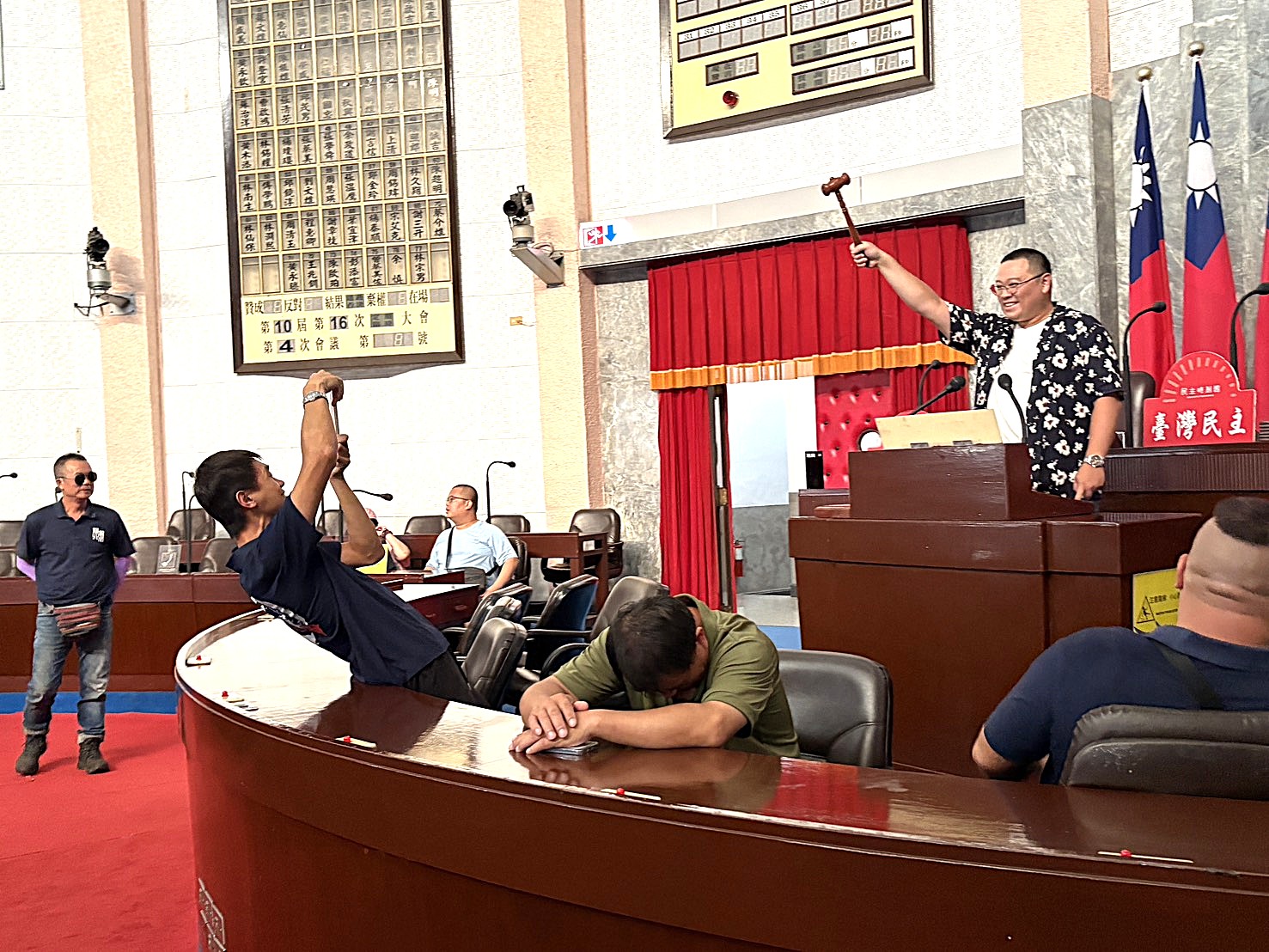 體驗議事堂主席台