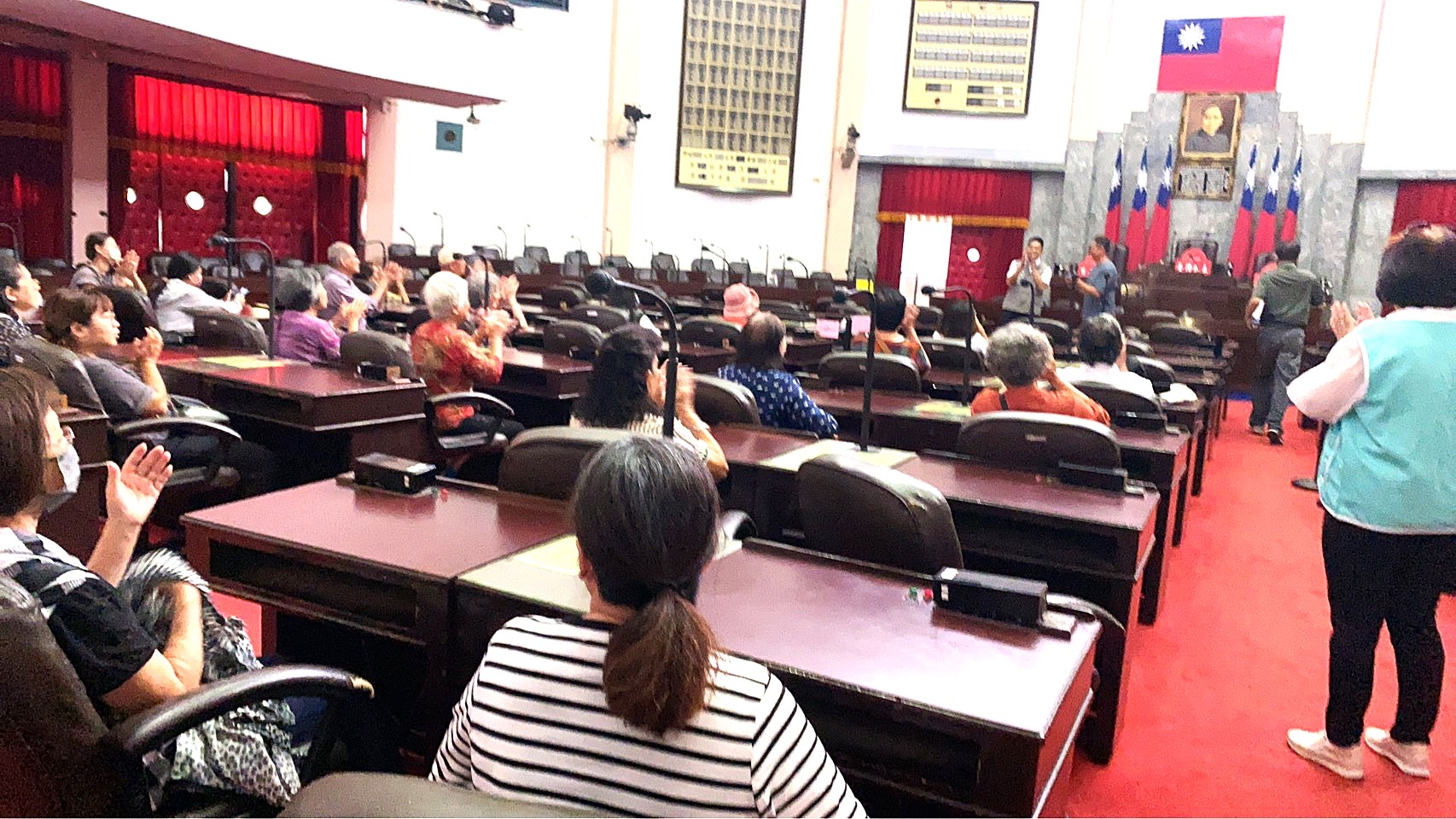 議事堂內體驗歷史古蹟