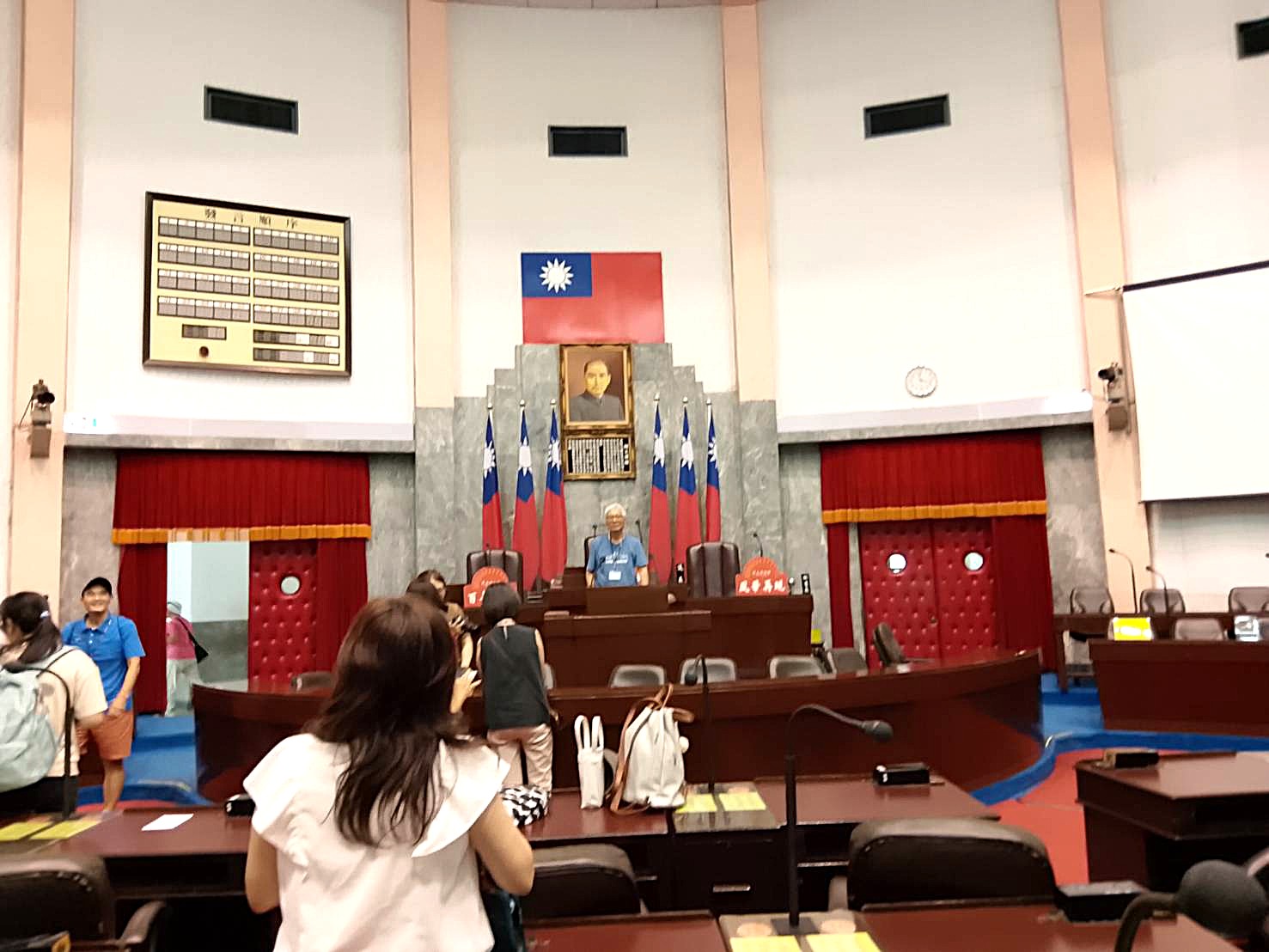 體驗議事堂主席台