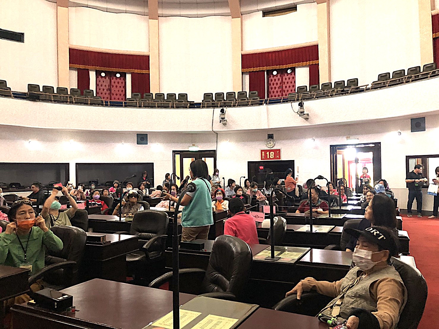 聆聽議事堂歷史及古蹟